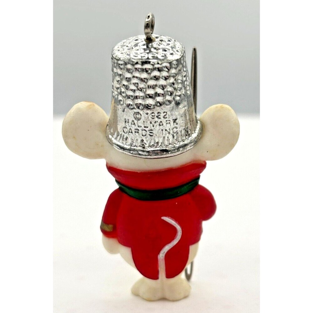 Vintage Hallmark 1982 Thimble #5 Mouse Mini Christmas Ornament Sewing Needle - Picture 3 of 13
